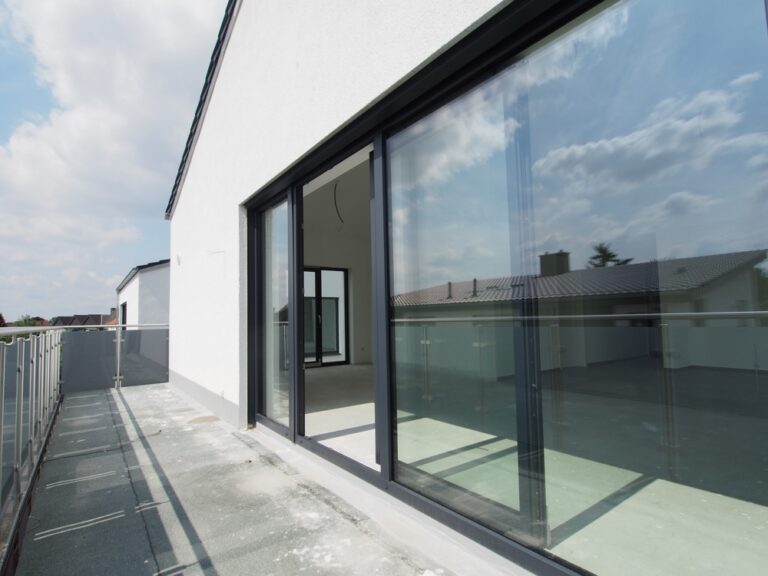 10977 Balkon